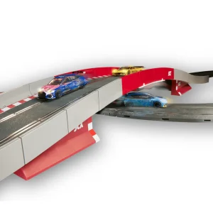 SCX 1:32 U10538 Bridge Crossing Elevated Track Section  x4 Track Sections  Includes Barriers